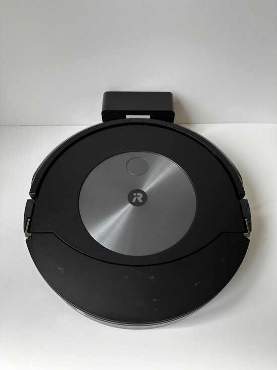 Mazlietots Roomba j7 Combo