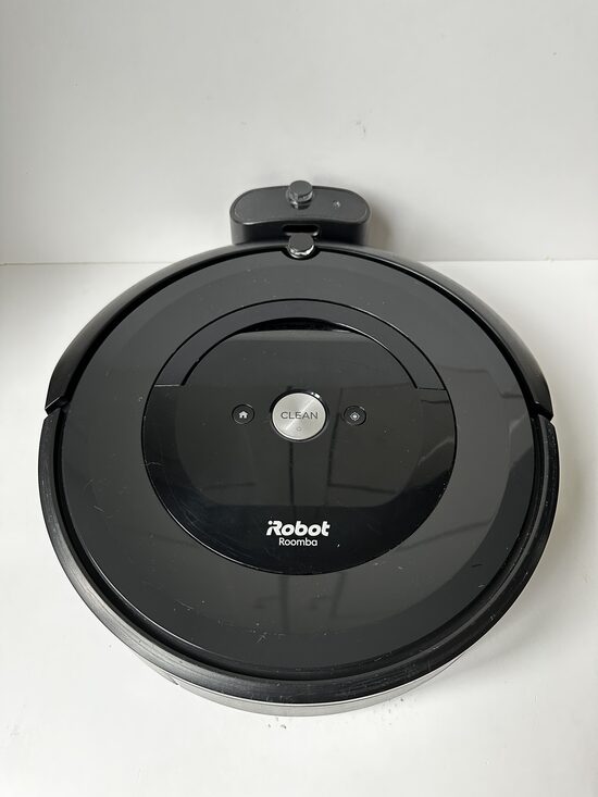 Lietots Roomba e5 
