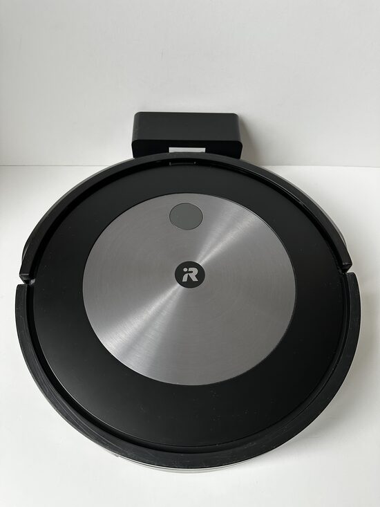 Lietots Roomba j7