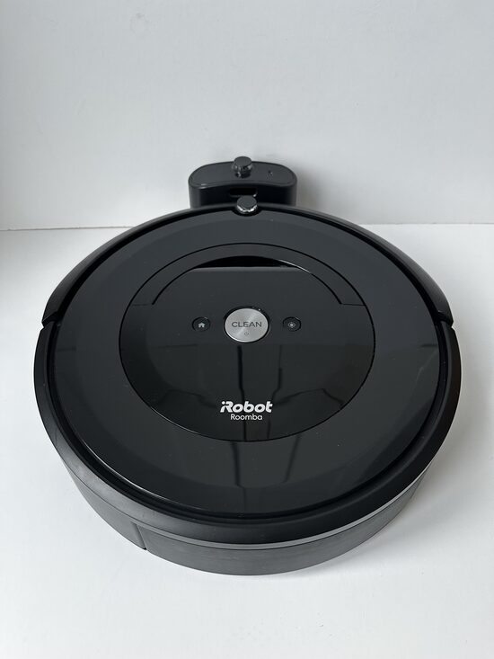 Lietots Roomba e5 