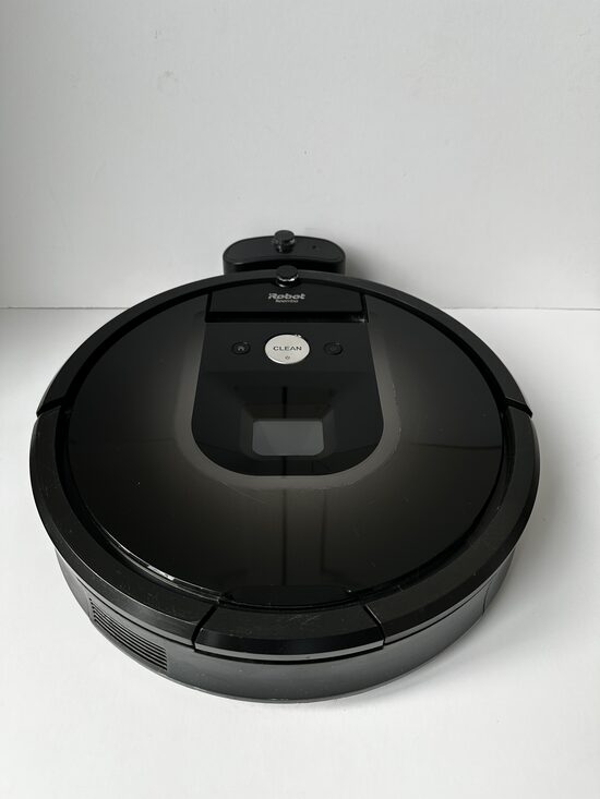 Lietots iRobot Roomba 980 (ar 800/900 sērijas konteineru) bez wifi