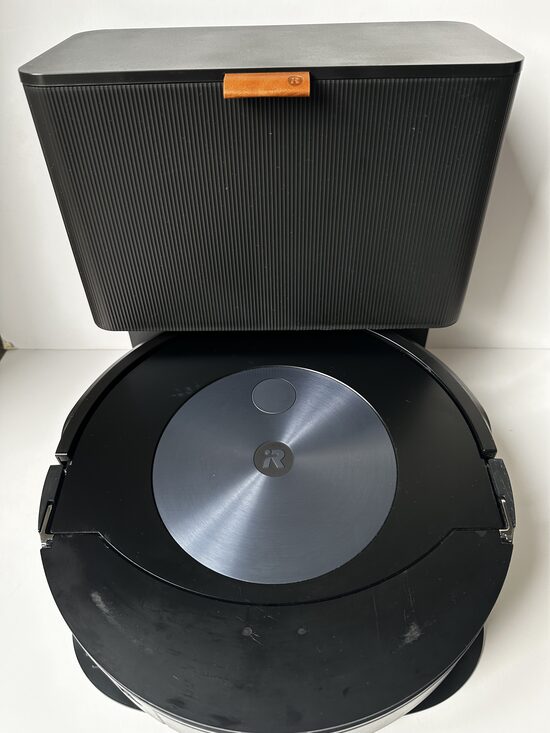 Lietots Roomba Combo j7+