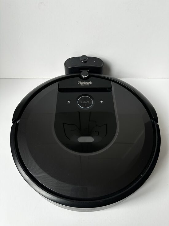  Lietots Roomba i7