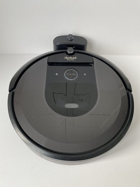 Lietots Roomba i7