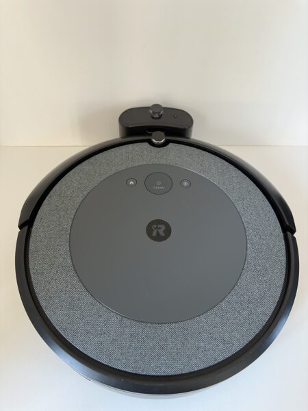 Lietots Roomba i3